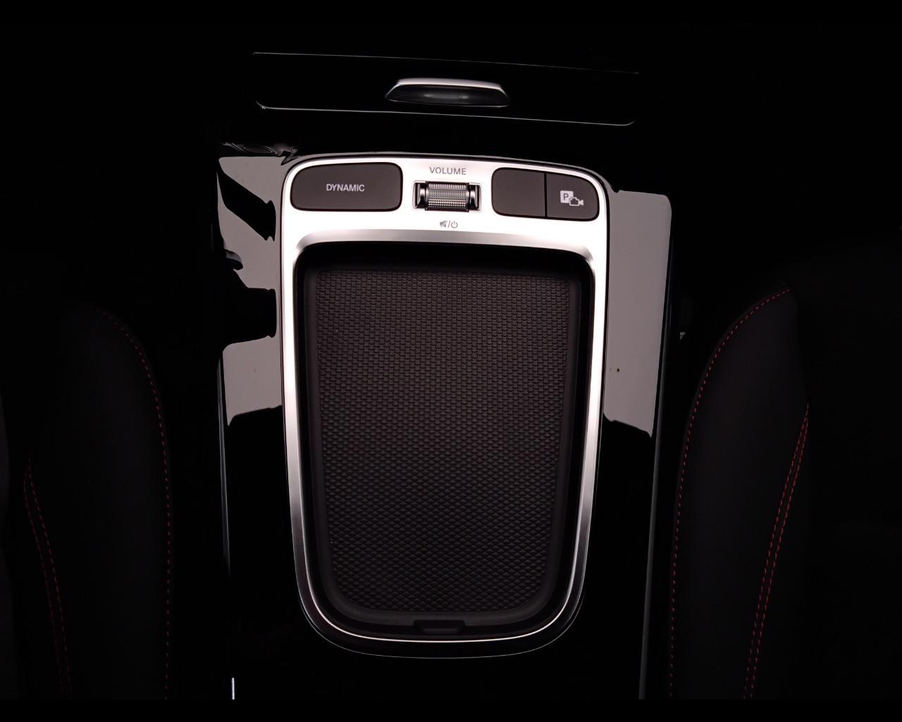 Mercedes-Benz Classe A - W177 2023 - A 180 d AMG Line Advanced Plus auto