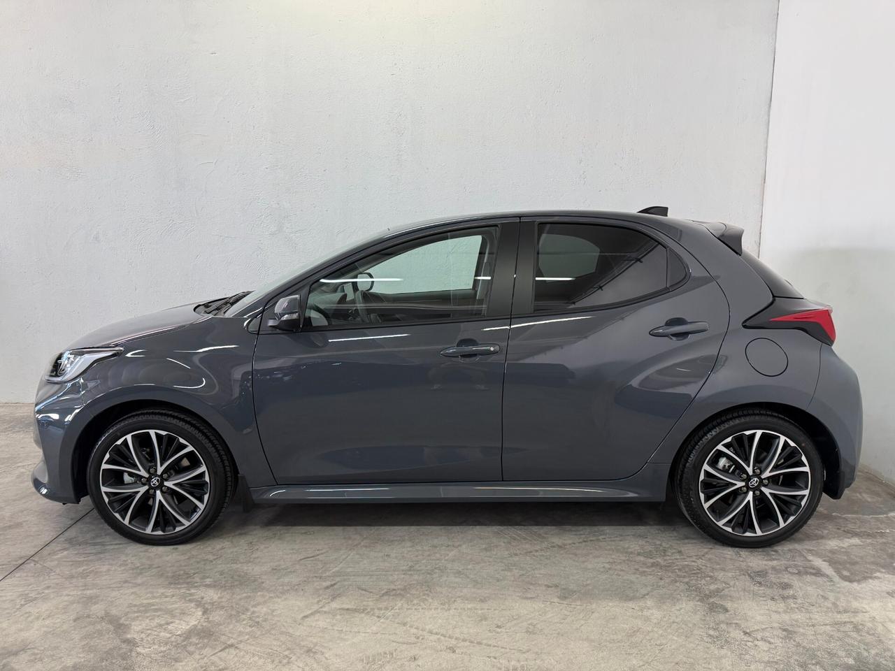 Toyota Yaris 1.5 Hybrid ICON my 2026 ITALIANA - PRONTA CONSEGNA - NO VINCOLI FINANZIARI