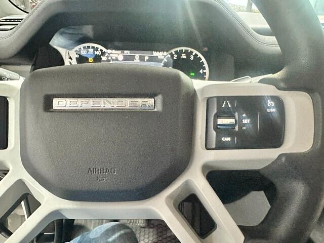 Land Rover Defender 110 3.0D I6 200 CV AWD Auto SE