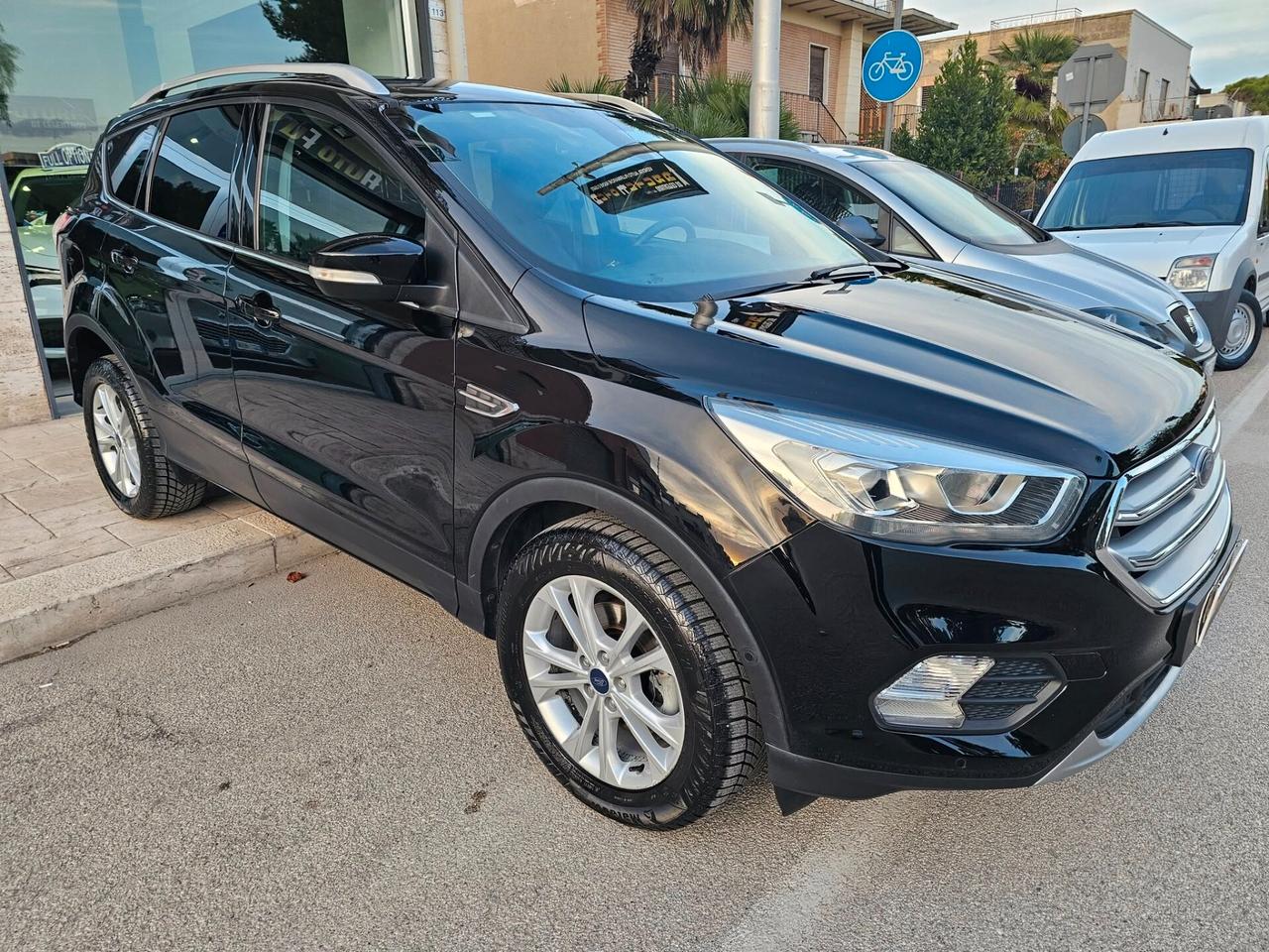 FORD KUGA 1.5 TDCI 120CV TITANIUM SPORT EDITION
