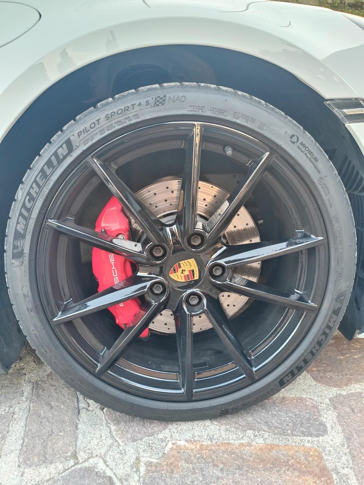 Porsche 911 Carrera S