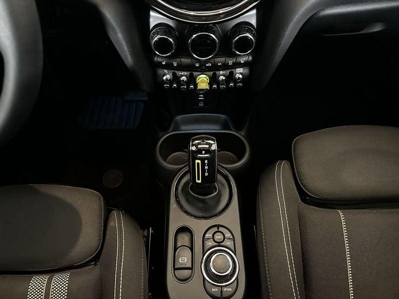 MINI Mini Full Electric Mini F56 2021 Full Electric Mini 3p Cooper SE Classic auto