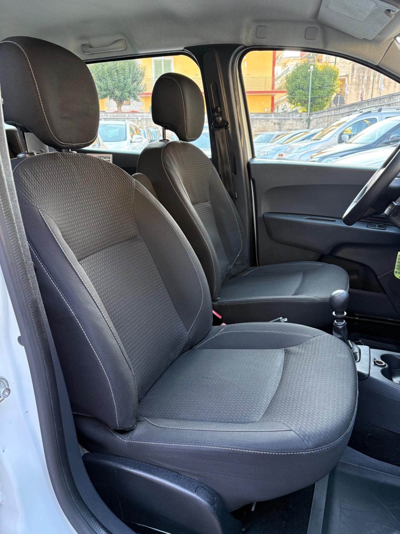 Dacia Lodgy 1.5 dCi 115CV 7 posti