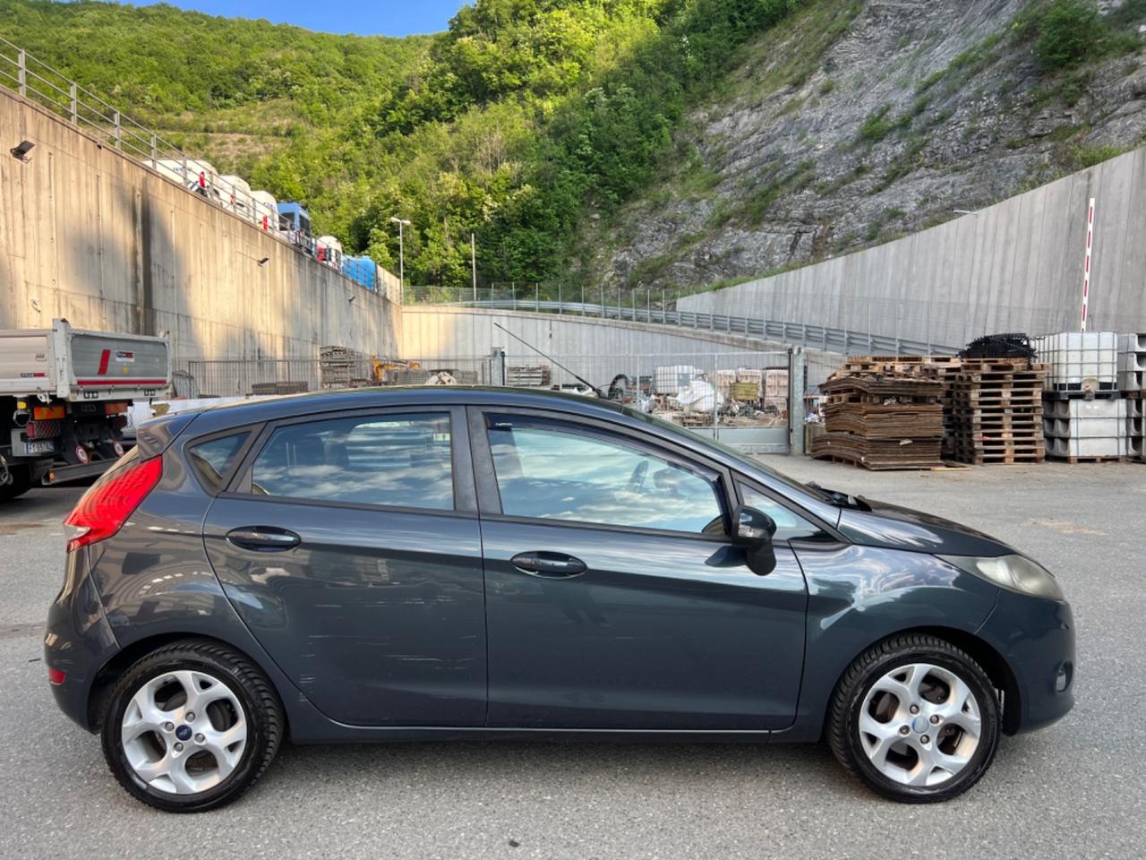 Ford Fiesta 1.2 82 CV 5 porte Titanium