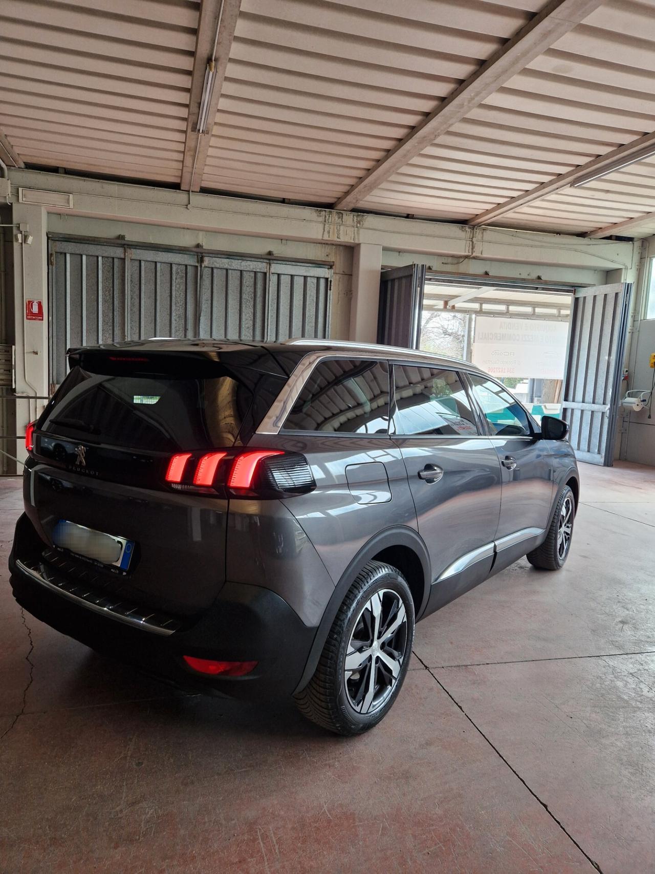 Peugeot 5008 BlueHDi 130 S&S EAT8 Allure