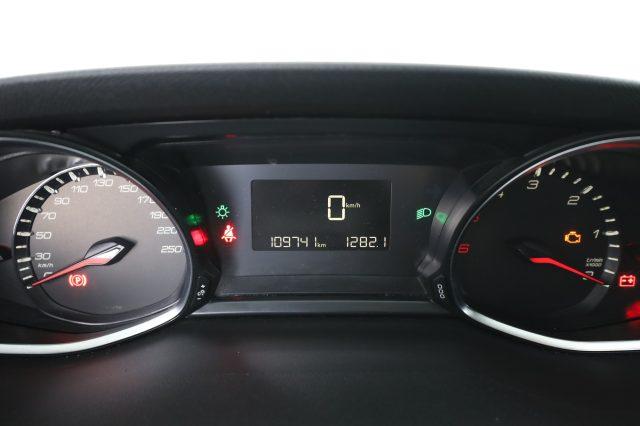 PEUGEOT 308 308 BlueHDi 130 S&S SW Style (a stock)