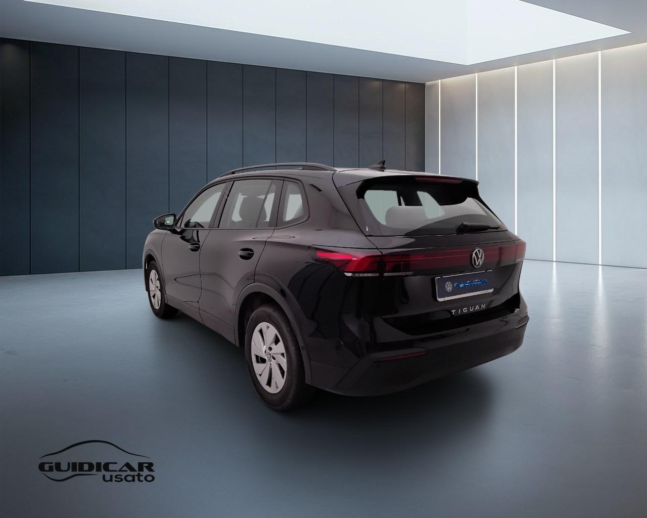 VOLKSWAGEN Tiguan III 2024 - Tiguan 2.0 tdi Life 150cv dsg