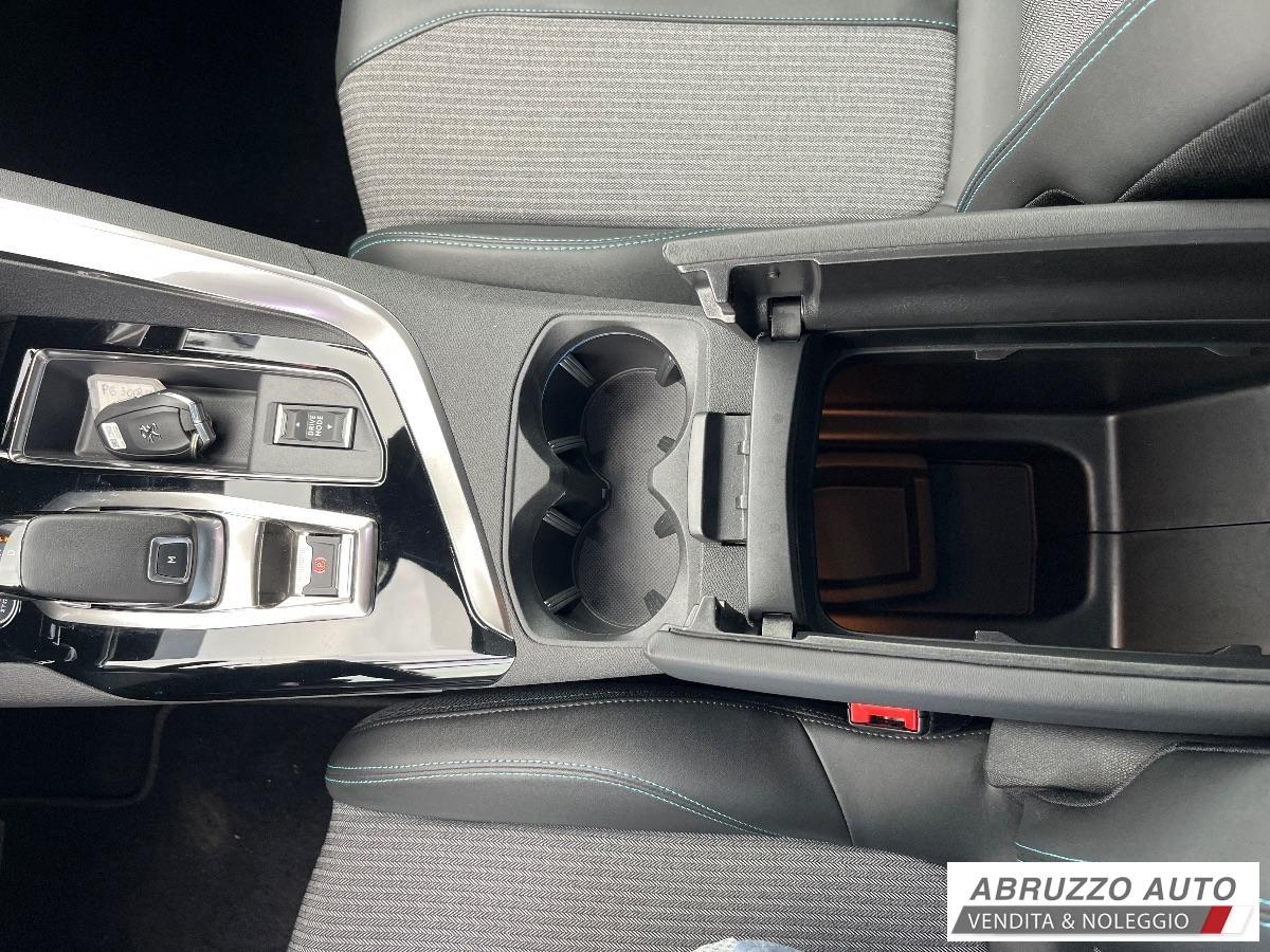 PEUGEOT 3008 Turbo 130 EAT8 Allure PROMO
