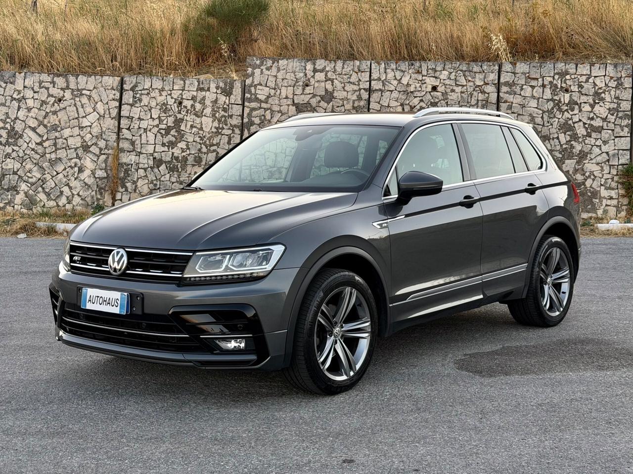 Volkswagen Tiguan 2.0 TDI 150cv DSG 4MOTION R-Line