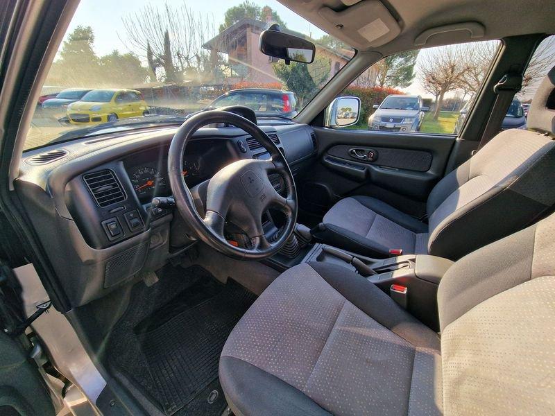 Mitsubishi L200 L200 d.cab 2.5 tdi GL 4wd 115cv N1 5posti