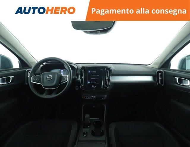 VOLVO XC40 T3 Geartronic Momentum Pro
