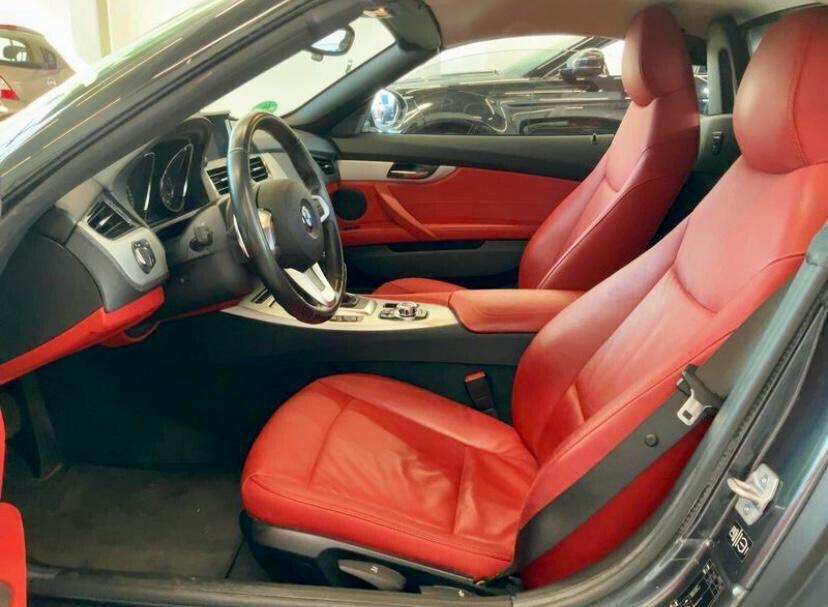 Bmw Z4 sDrive20i STEPTRONIC 184CV Pelle Rossa Navy