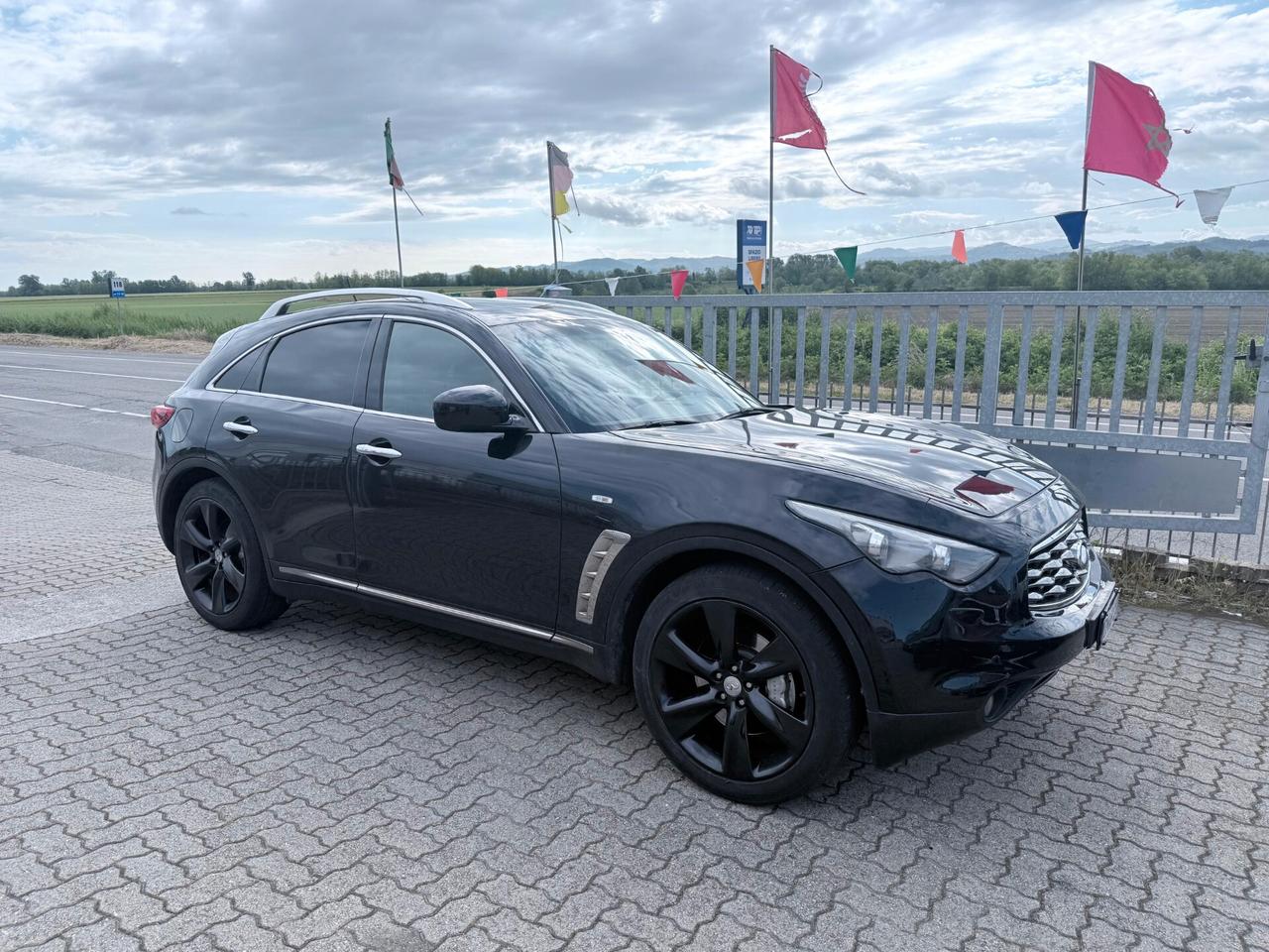 Infiniti FX FX30d S 3.0 DIESEL 4X4