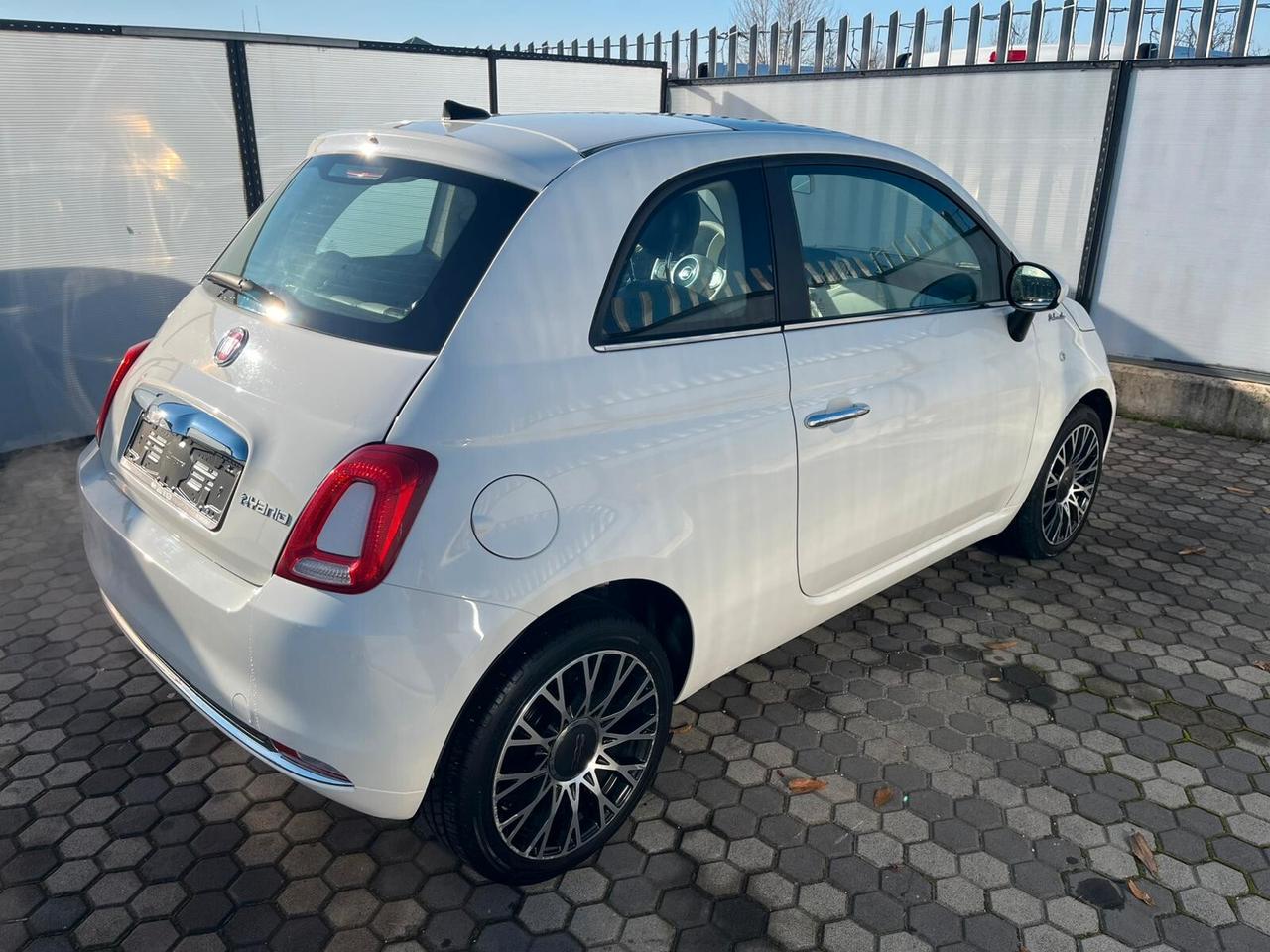 Fiat 500 1.0 Hybrid Dolcevita