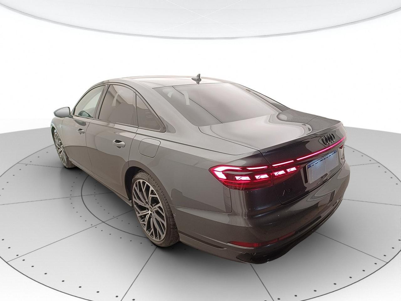Audi A8 60 3.0 tfsi e quattro tiptronic