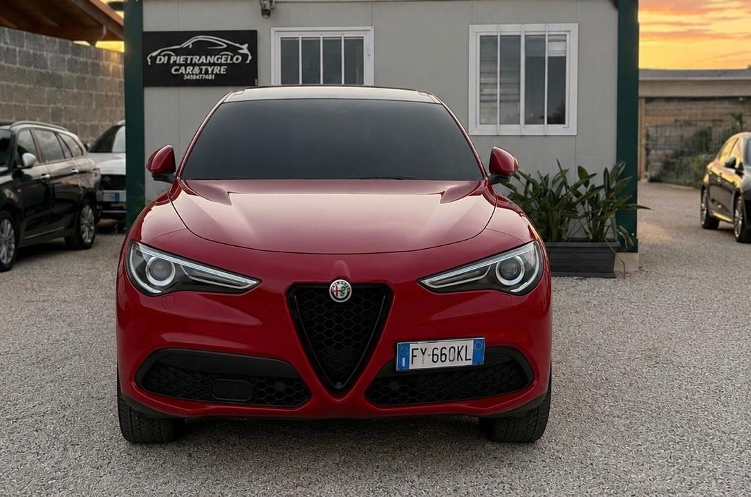Alfa Romeo Stelvio at8 q4 190cv Veloce
