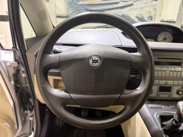 Lancia Musa 1.4 16v Platino Plus
