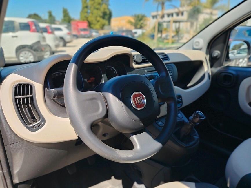 Fiat Panda 0.9 TwinAir Turbo Natural Power Lounge