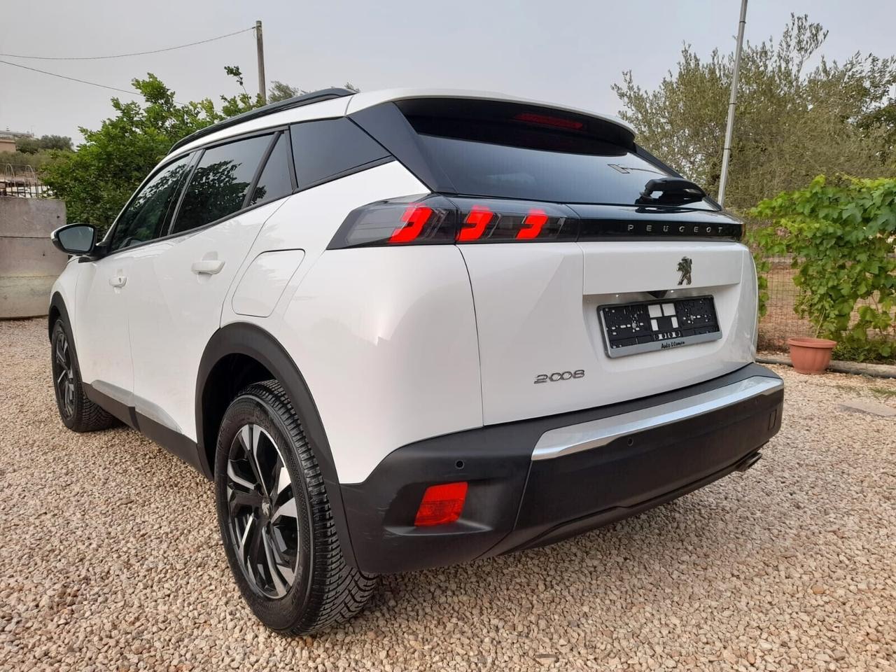 Peugeot 2008 BlueHDi 110 S&S Allure Pack
