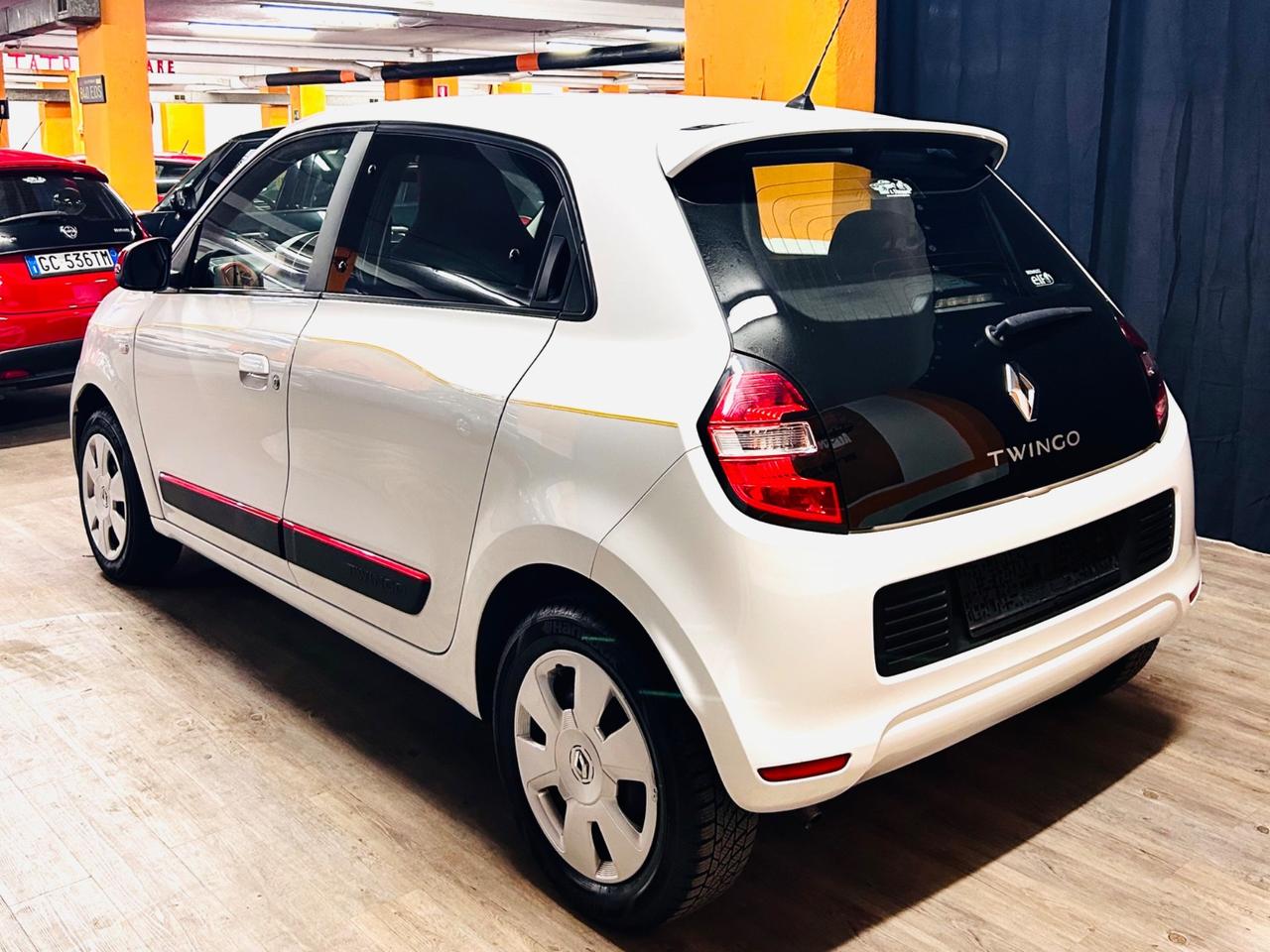 RENAULT TWINGO SCe BIANCA 1.0 BENZINA CON SOLI 40.219 KM.