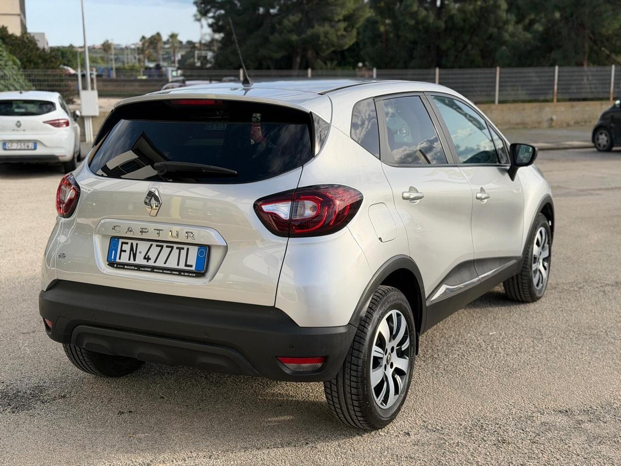 Renault Captur TCe 90 CV Zen