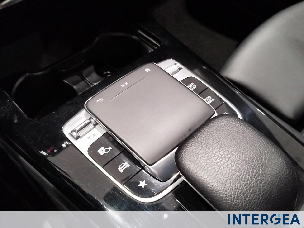 Mercedes-Benz A 180 d Premium auto