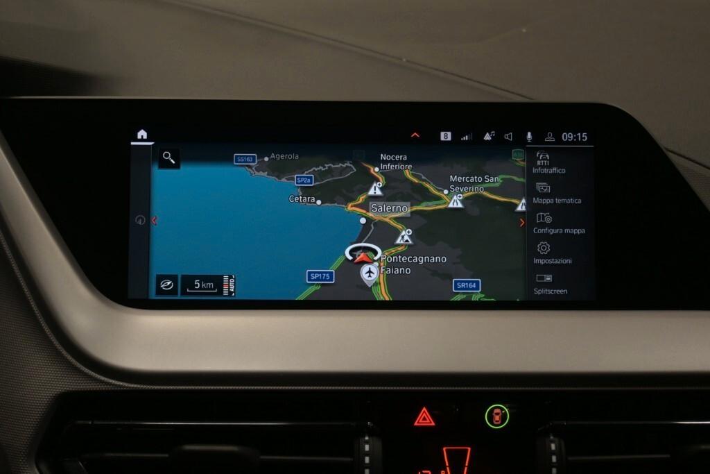 Bmw 116 116D 6M BUSINESS ADVANTAGE ( FARI LED - COCKPIT PDC NAVI MIRROR CRUISE )