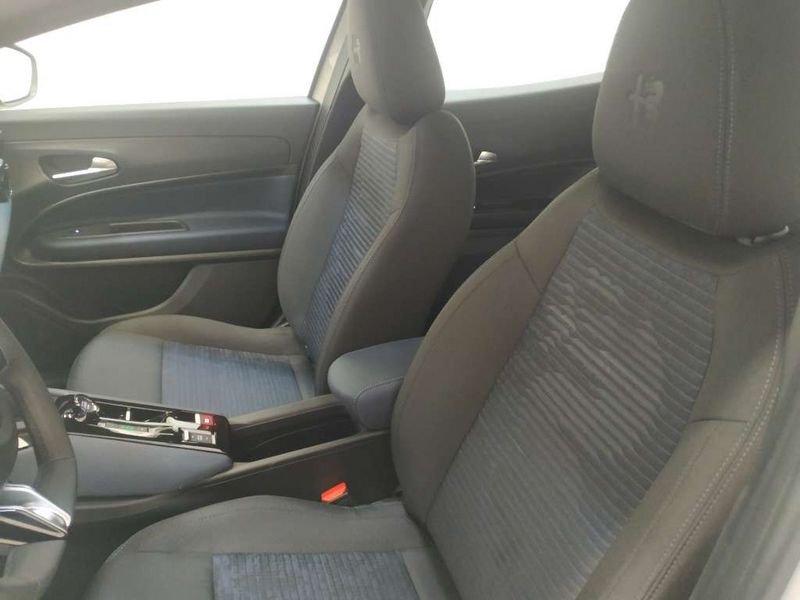 Alfa Romeo Junior 1.2 ibrida 145cv edct6