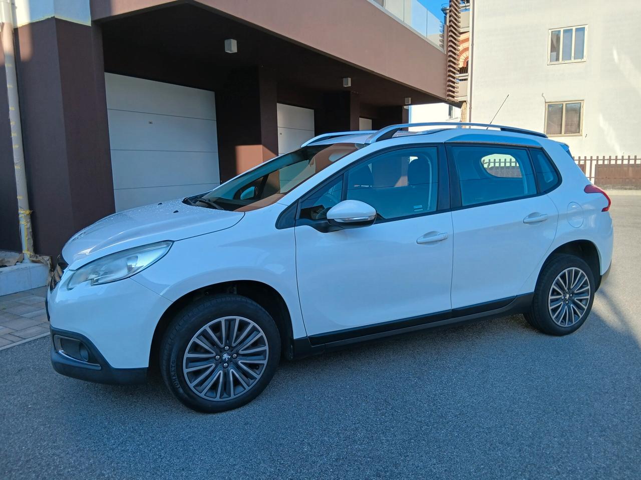 Peugeot 2008 1.4 HDi 68CV Active finanziabile senza anticipo