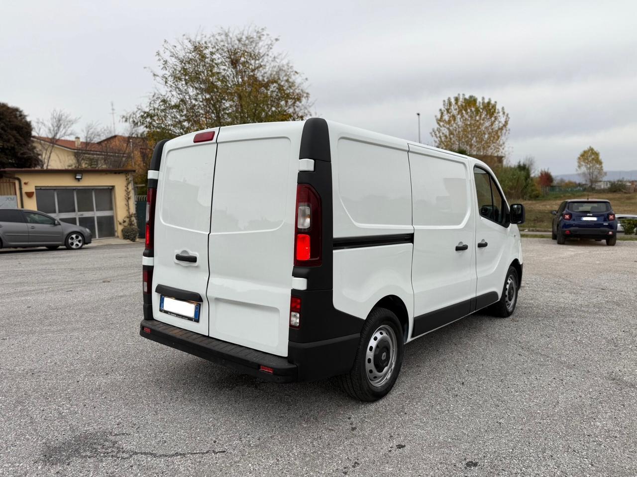 Renault Trafic T27 1.6 dCi 120CV PC-TN Furgone IVA Esposta