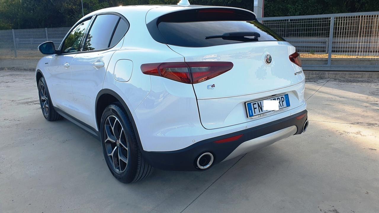 Alfa Romeo Stelvio 2.2 Turbodiesel 210 CV AT8 Q4 Executive