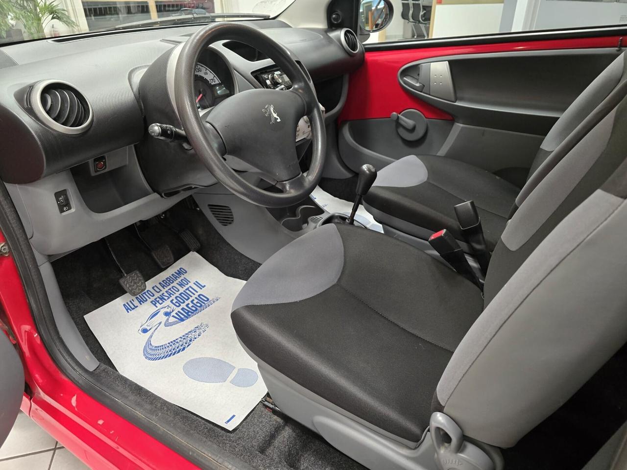 Peugeot 107 1.0 68CV 3p. Desir 2010 NEOPATENTATI