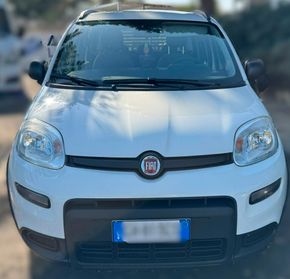 Fiat Panda hybrid aziendale unico proprietario accessoriata garanzia