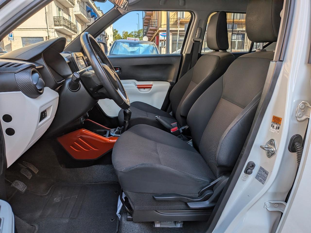 Suzuki Ignis 1.2 Hybrid Top