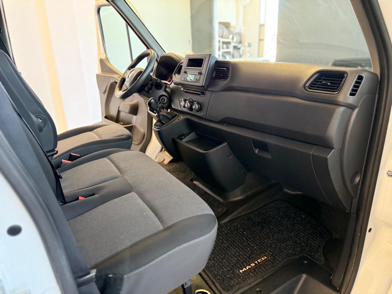 RENAULT MASTER 2.3 dCi T35 130CV Cassone Fisso Gemellato
