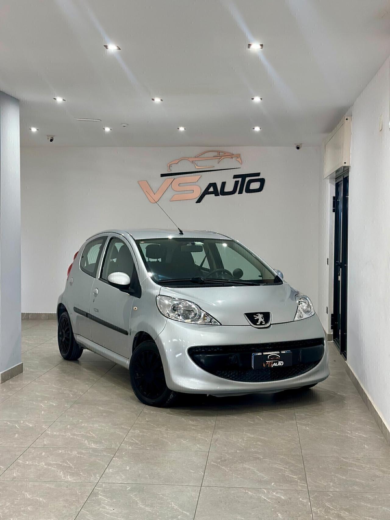 Peugeot 107 1.0 68CV 5p. Plaisir