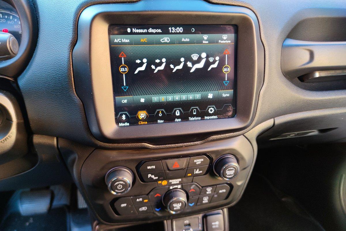 JEEP Renegade 1.3 T4 DDCT Longitude