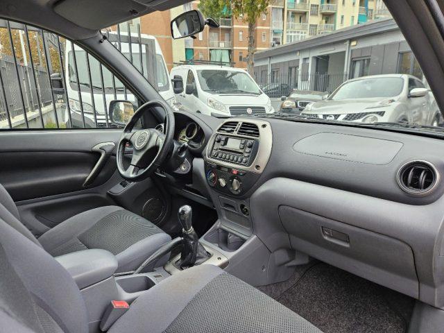 TOYOTA RAV 4 MY23 RAV4 2.0 Tdi D-4D cat 3 porte