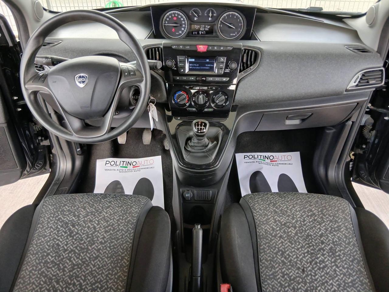 Lancia Ypsilon 1.0 FireFly 5 porte S&S Hybrid Alberta Ferretti