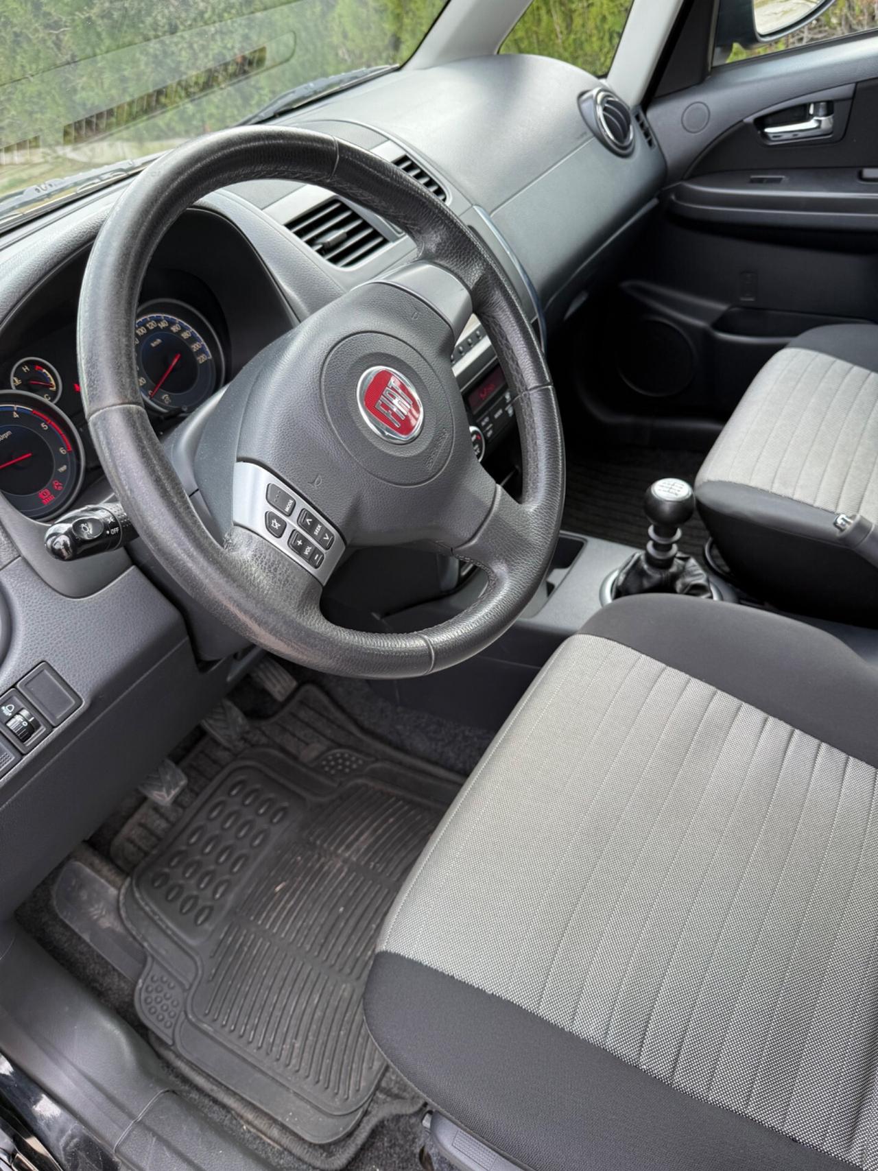 Fiat Sedici 2.0 MJT 16V DPF 4x4 Emotion