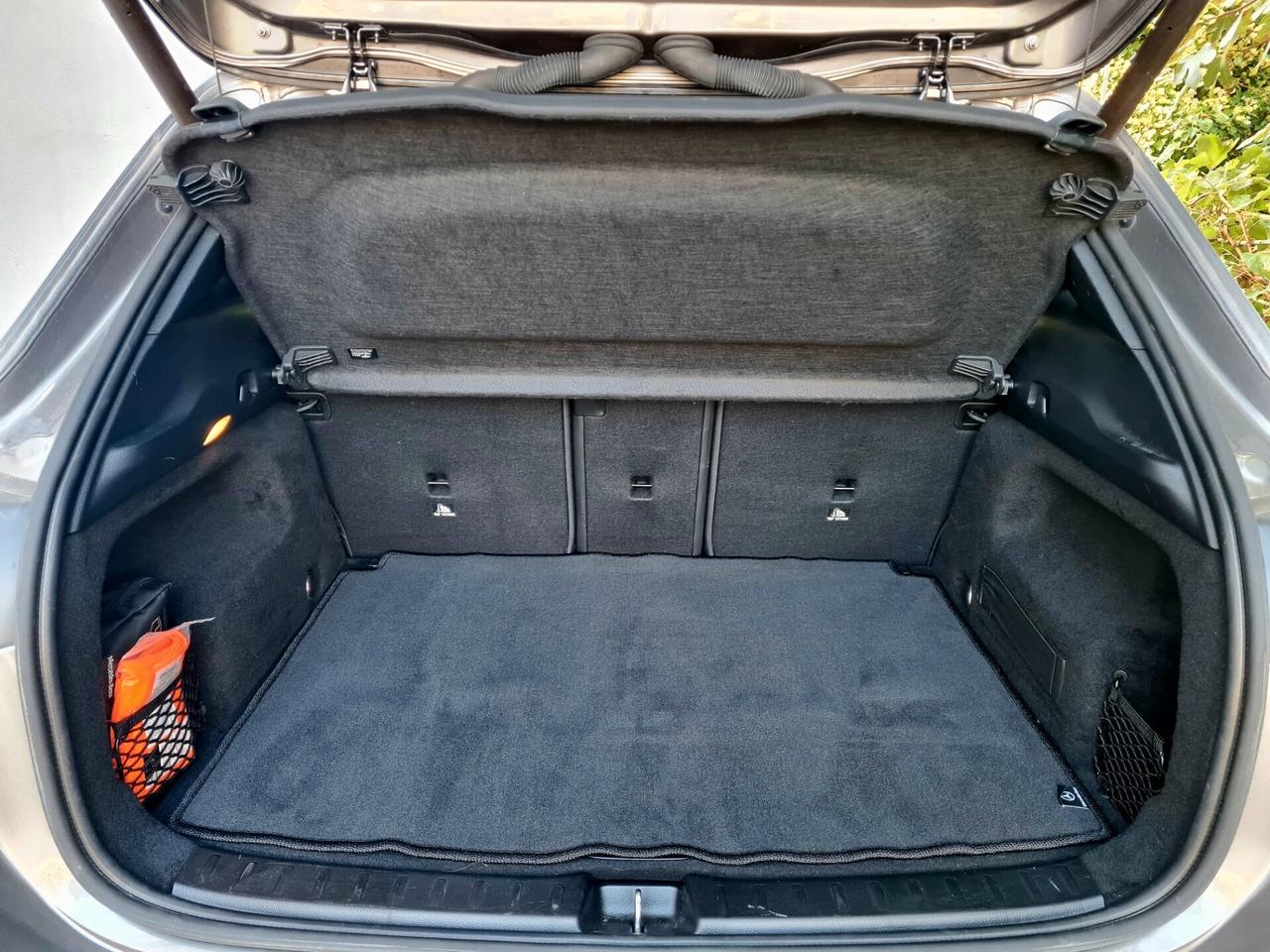 Mercedes-benz GLA 200 d Auto AMG Line Advanced Plus