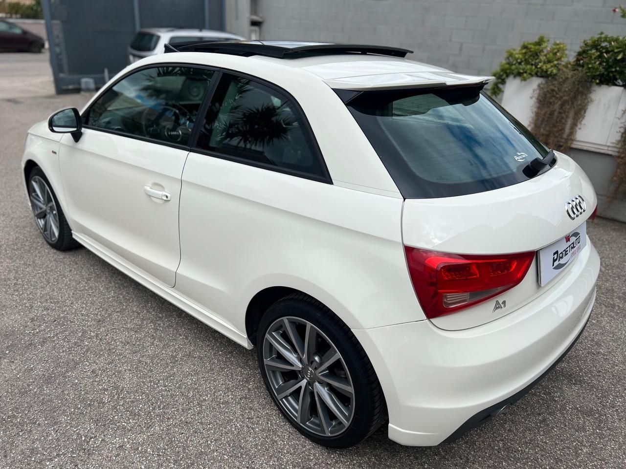 Audi A1 3pt 1.6 tdi 90cv Ambition S LINE XENON/TETTO PERF.