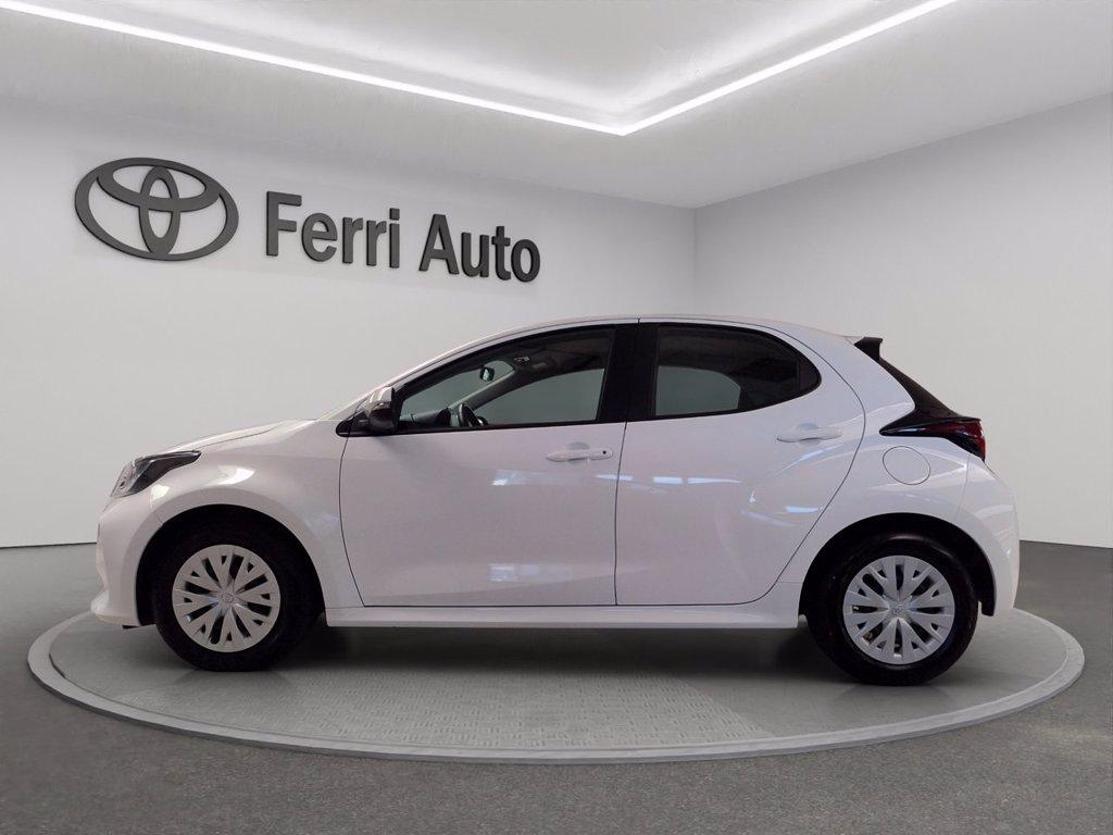 TOYOTA Yaris 1.0 active del 2022