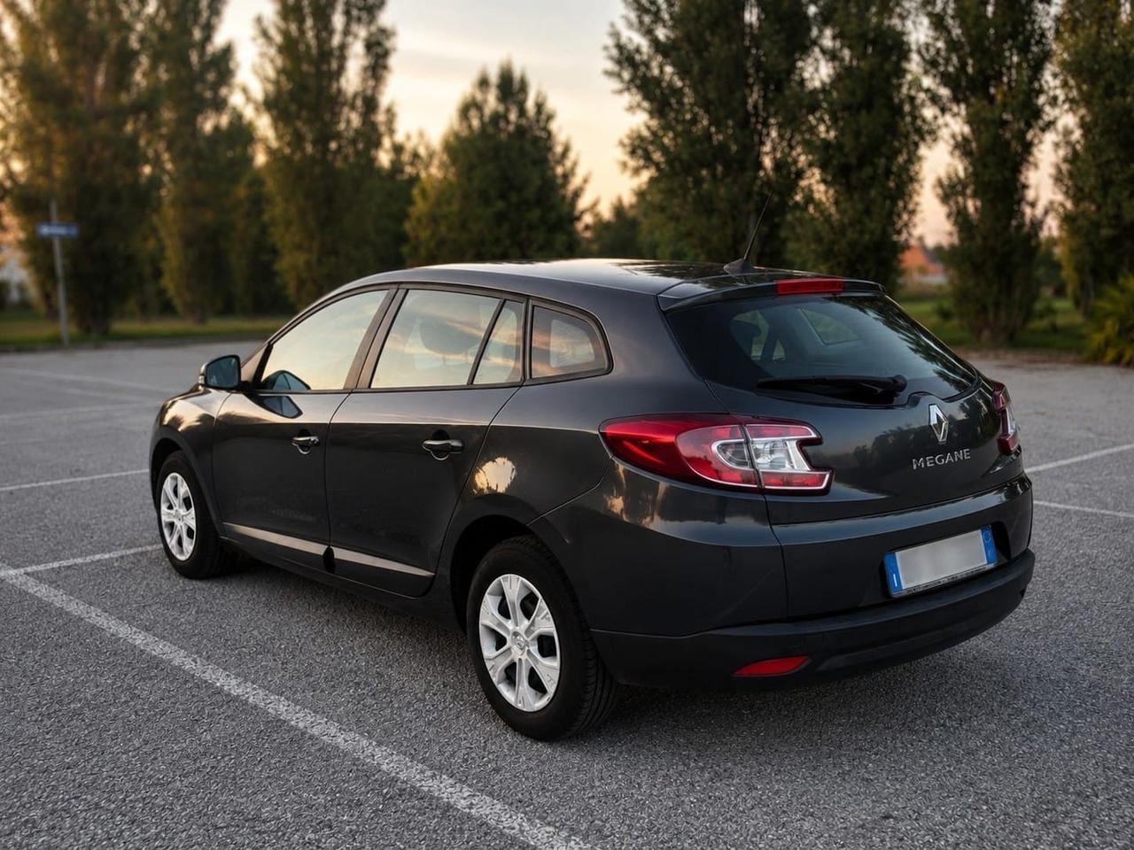 Renault Megane Mégane 1.5 dCi 90CV Attractive
