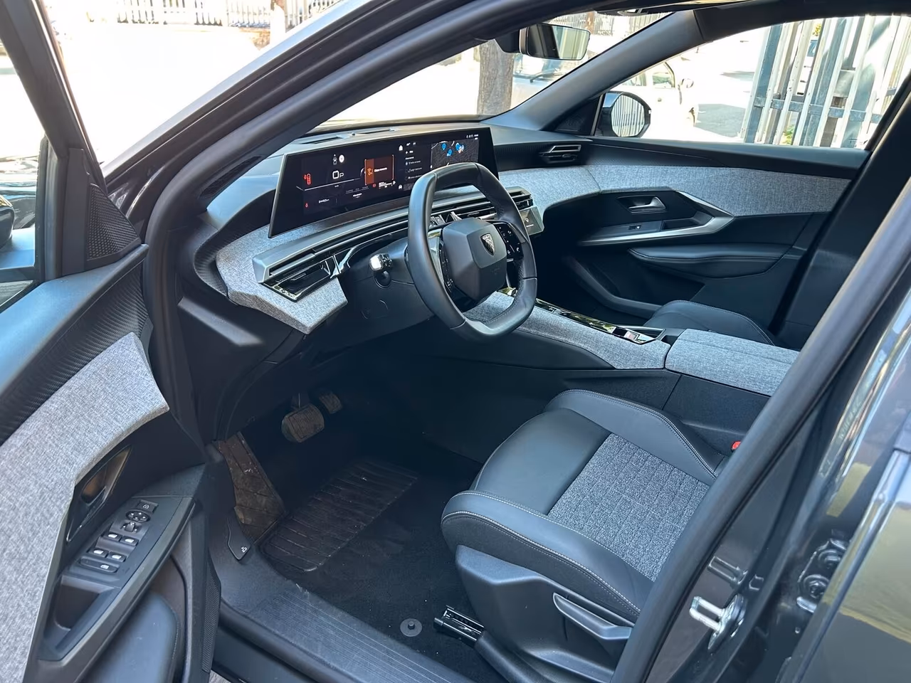 Peugeot 3008 Hybrid 145 e-DCS6 Allure
