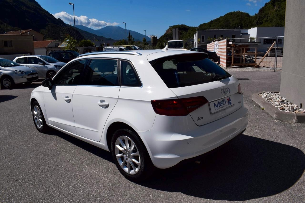 Audi A3 SPB 1.6 TDI clean diesel S tronic Business