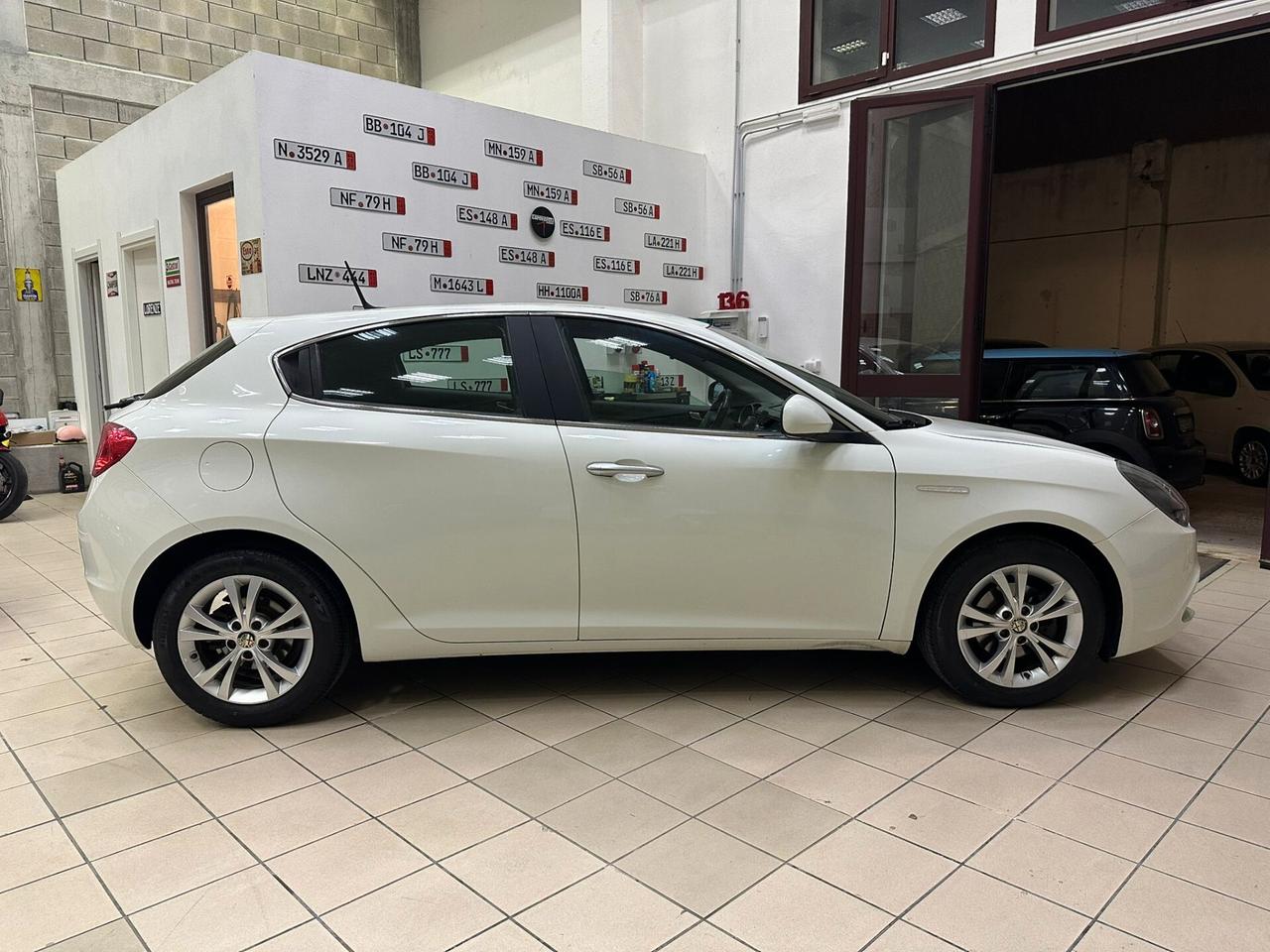 Alfa Romeo Giulietta 1.6 JTD -CERTIFICATA FATTURE