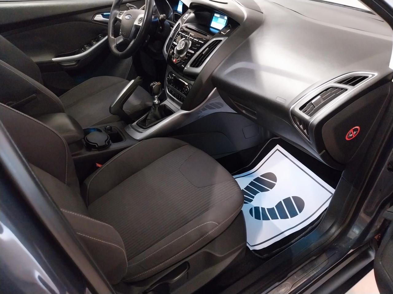 Ford Focus 1.6 TDCi 115 CV SW Titanium - ok neopatentati