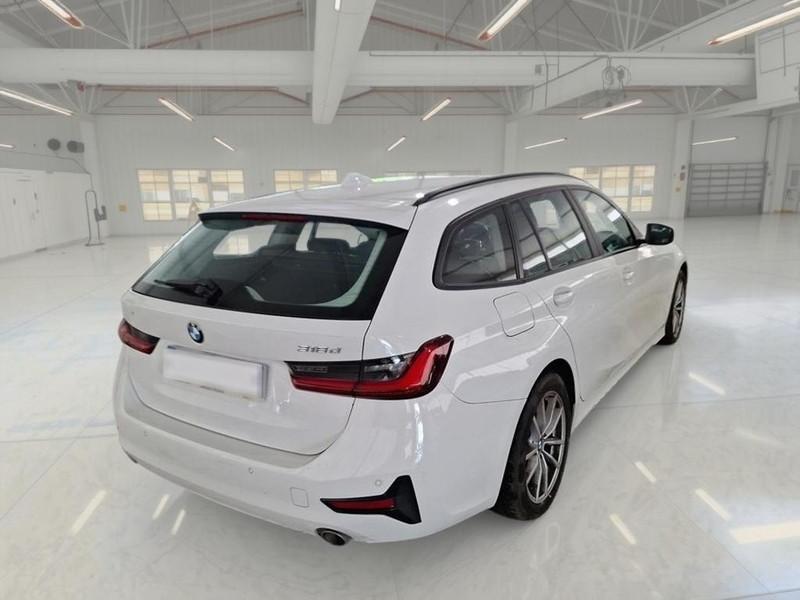 BMW 318 48V BUSINESS ADVANTAGE TOURING AUTO STATION WAGON