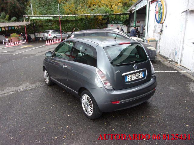 LANCIA Ypsilon 1.2 69 CV Argento